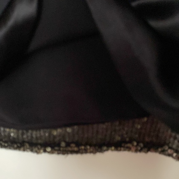 Rebecca Minkoff Sequined Blouse Sz 10, Black and Gold - Picture 8 of 8